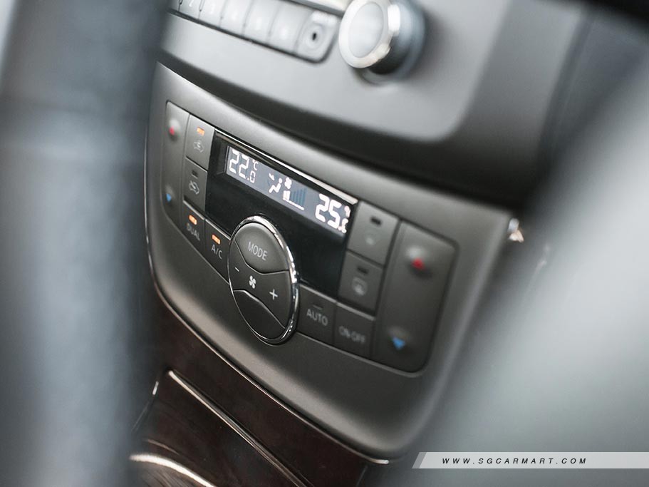 https://i.i-sgcm.com/new_cars/cars/11294/11294_g21