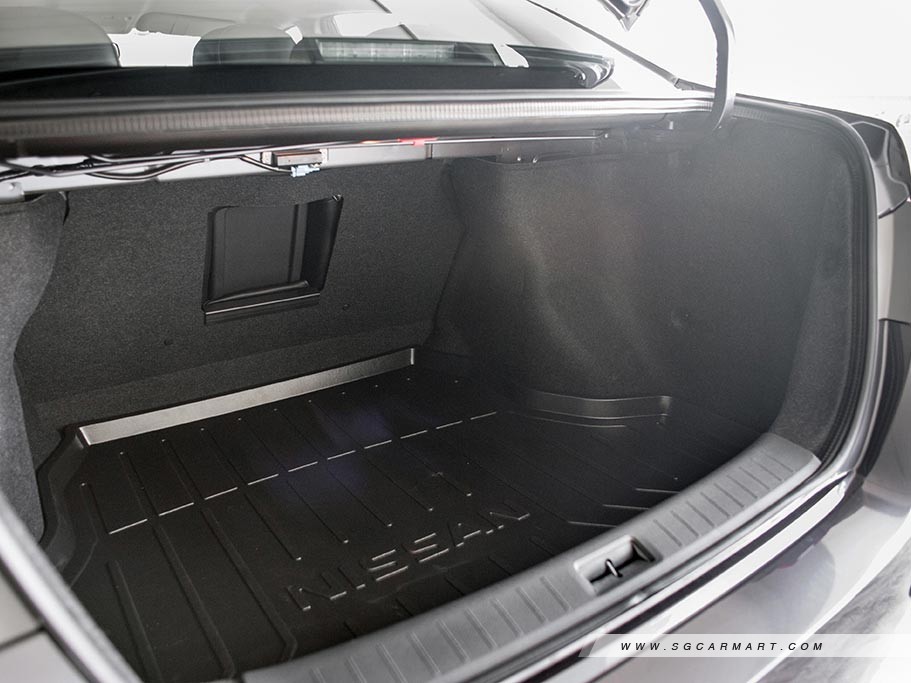 https://i.i-sgcm.com/new_cars/cars/11294/11294_g29