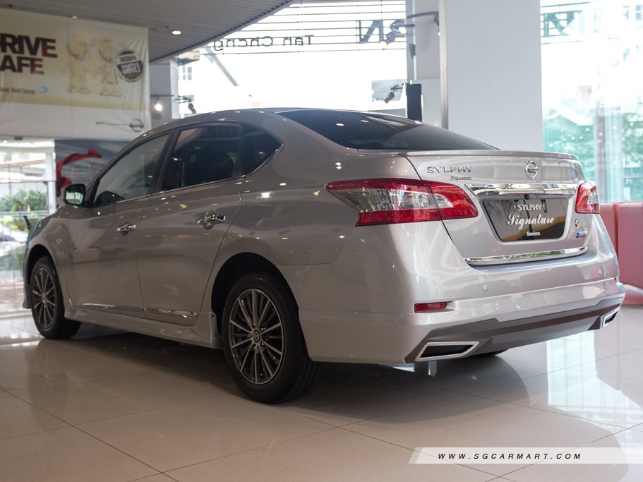 https://i.i-sgcm.com/new_cars/cars/11294/11294_g33