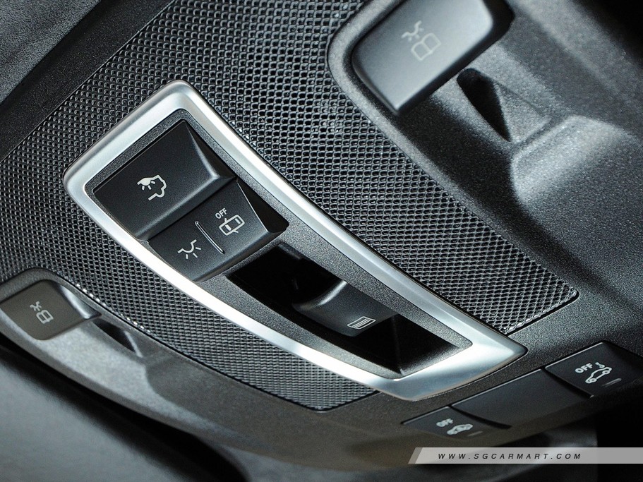 https://i.i-sgcm.com/new_cars/cars/11295/11295_g10