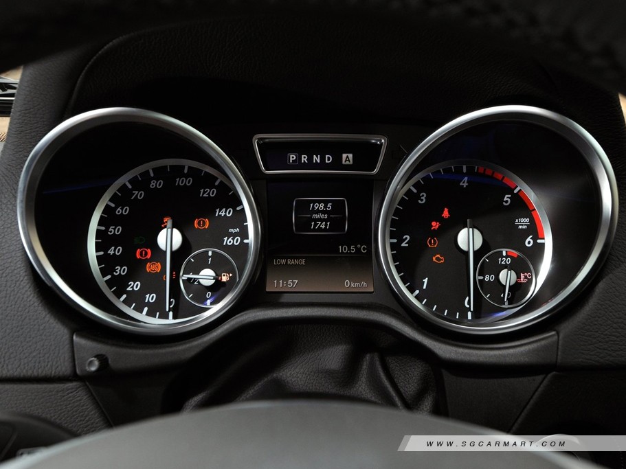 https://i.i-sgcm.com/new_cars/cars/11295/11295_g12