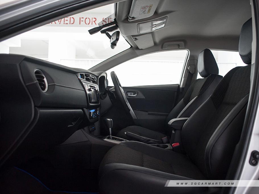 https://i.i-sgcm.com/new_cars/cars/11303/11303_g12