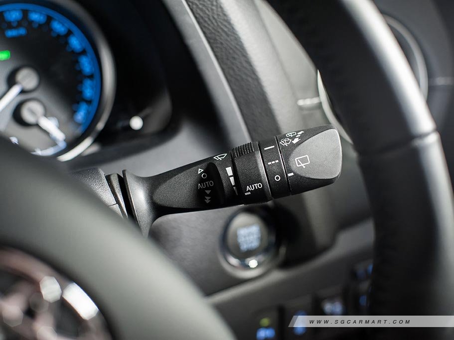 https://i.i-sgcm.com/new_cars/cars/11303/11303_g19