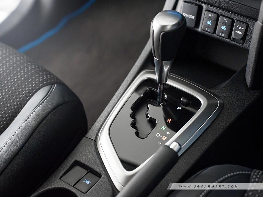 https://i.i-sgcm.com/new_cars/cars/11303/11303_g23