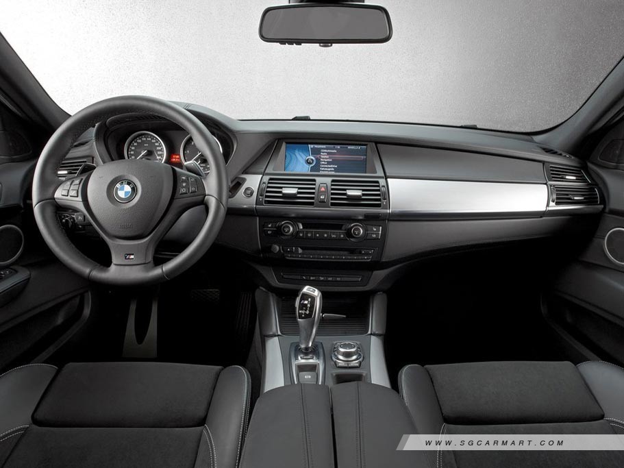https://i.i-sgcm.com/new_cars/cars/11307/11307_g8