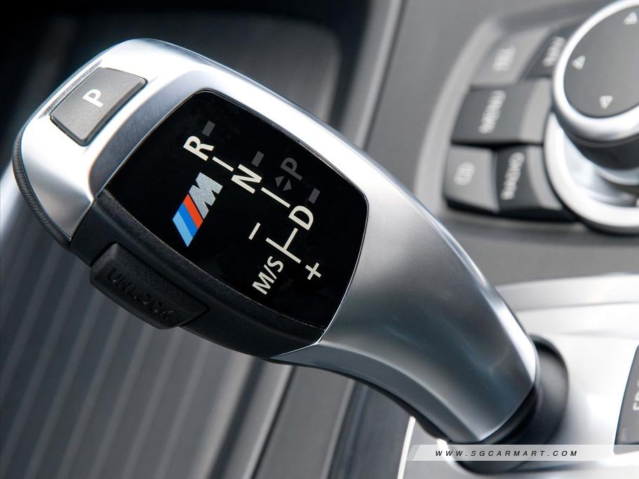 https://i.i-sgcm.com/new_cars/cars/11307/11307_g9