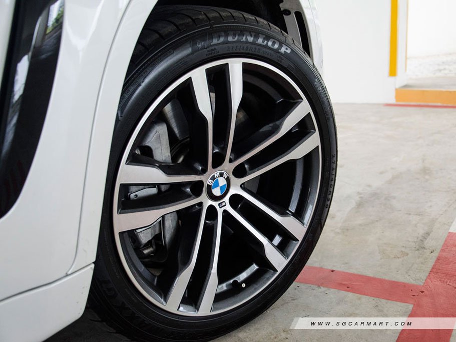 https://i.i-sgcm.com/new_cars/cars/11308/11308_g9