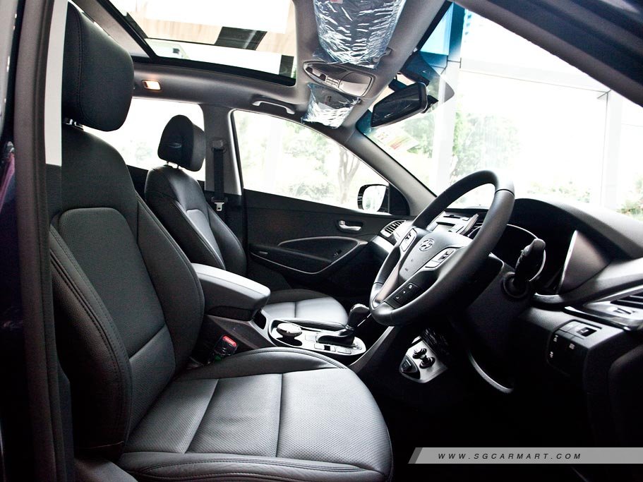 https://i.i-sgcm.com/new_cars/cars/11309/11309_g23