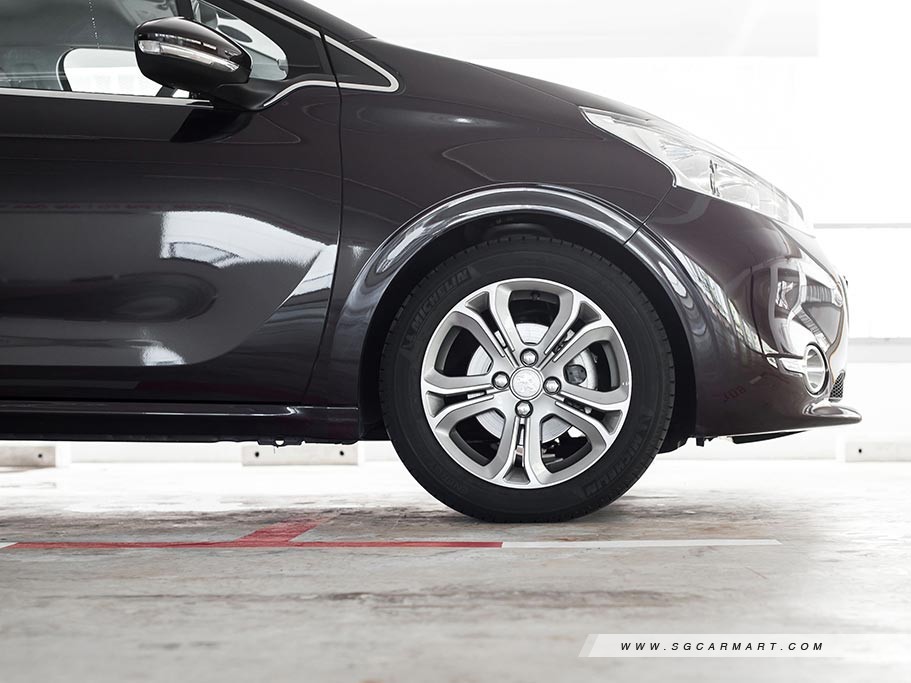 https://i.i-sgcm.com/new_cars/cars/11312/11312_g26