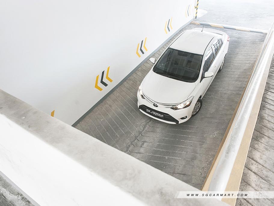 https://i.i-sgcm.com/new_cars/cars/11315/11315_g15