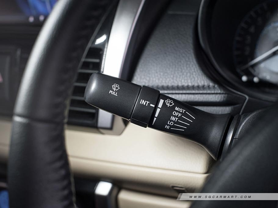 https://i.i-sgcm.com/new_cars/cars/11315/11315_g28