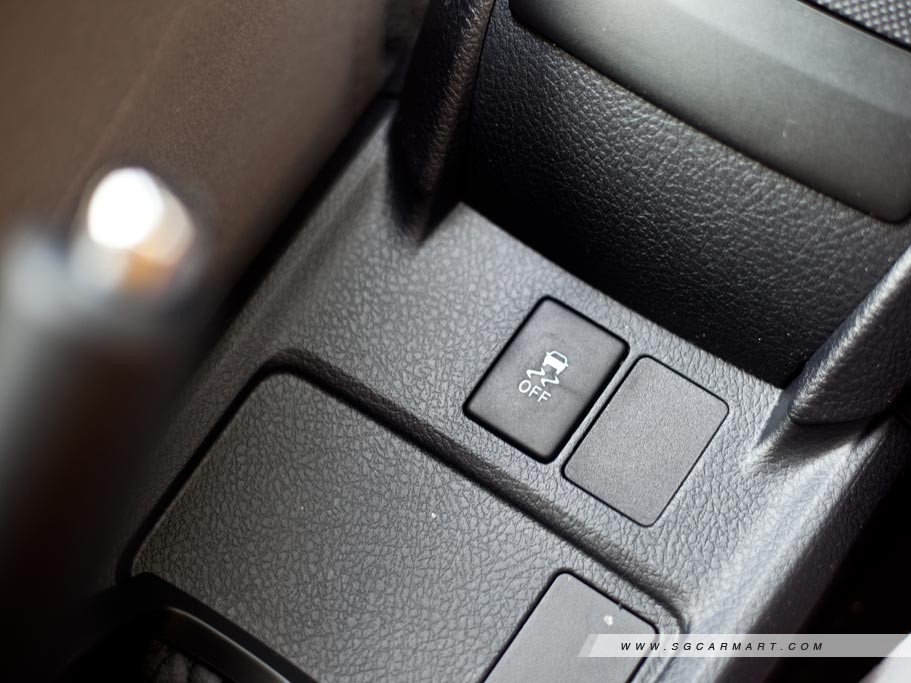 https://i.i-sgcm.com/new_cars/cars/11325/11325_g24