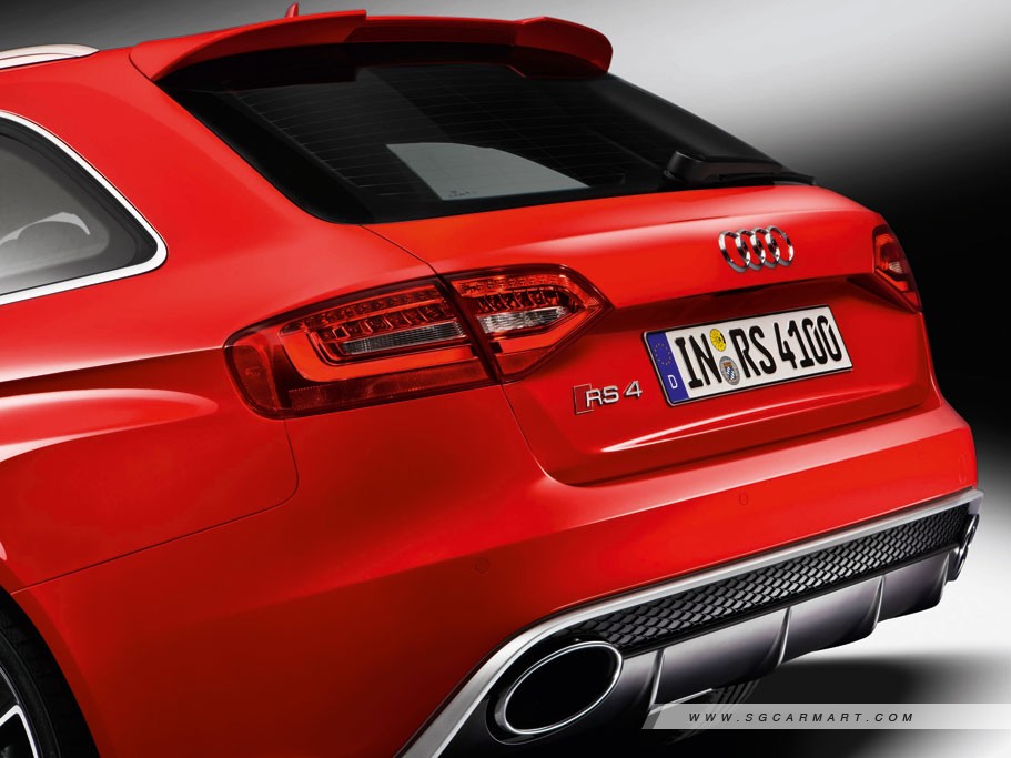 https://i.i-sgcm.com/new_cars/cars/11328/11328_g13