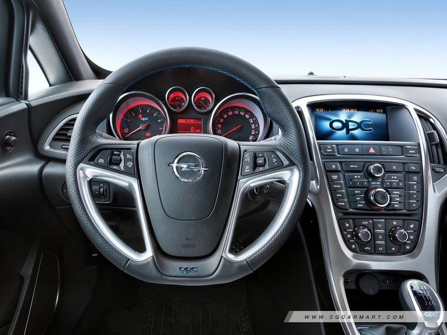https://i.i-sgcm.com/new_cars/cars/11329/11329_g11