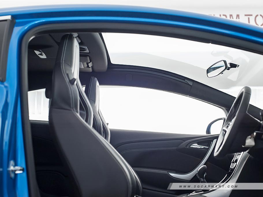 https://i.i-sgcm.com/new_cars/cars/11329/11329_g26