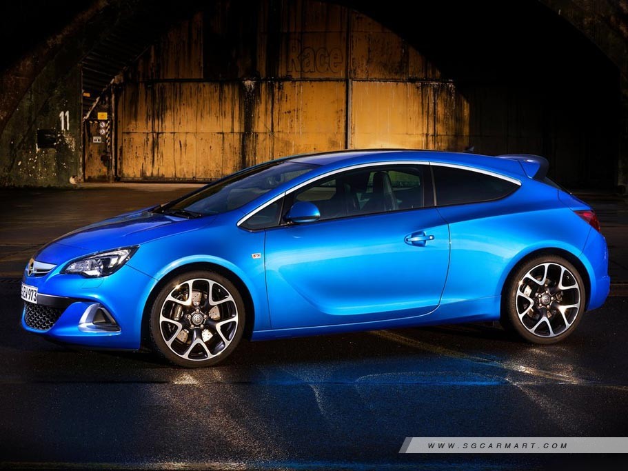 https://i.i-sgcm.com/new_cars/cars/11329/11329_g2