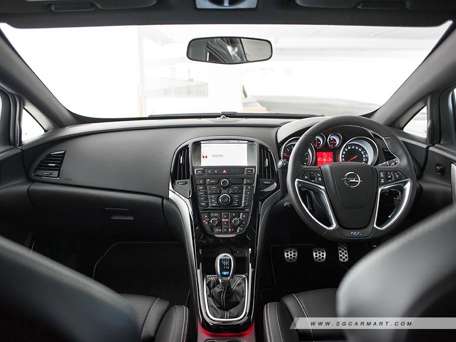 https://i.i-sgcm.com/new_cars/cars/11329/11329_g31