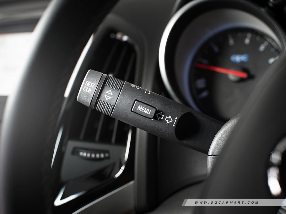 https://i.i-sgcm.com/new_cars/cars/11329/11329_g33