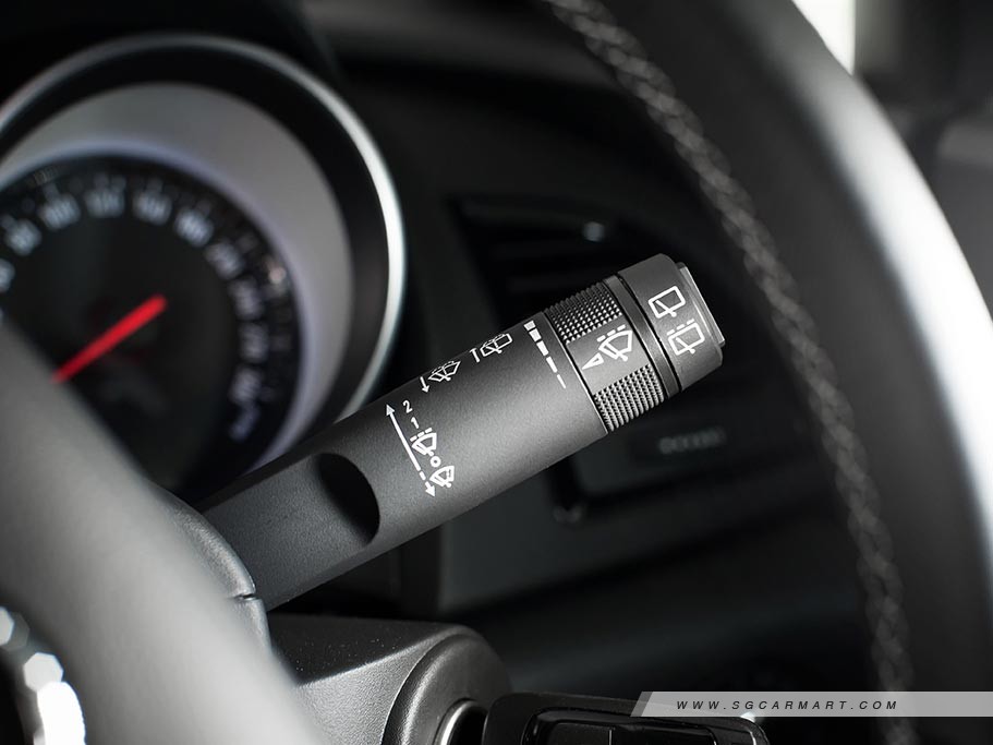 https://i.i-sgcm.com/new_cars/cars/11329/11329_g34
