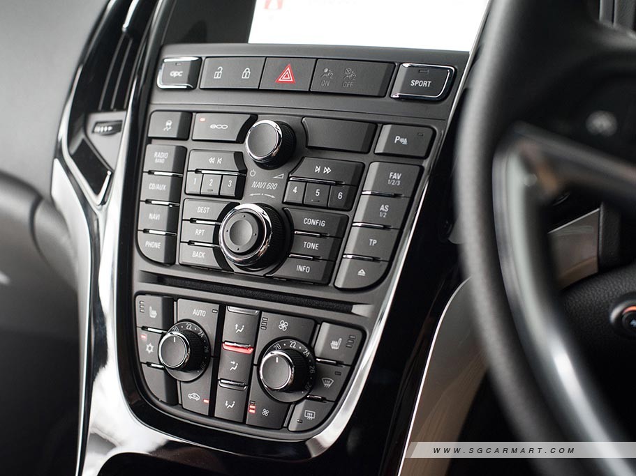 https://i.i-sgcm.com/new_cars/cars/11329/11329_g37