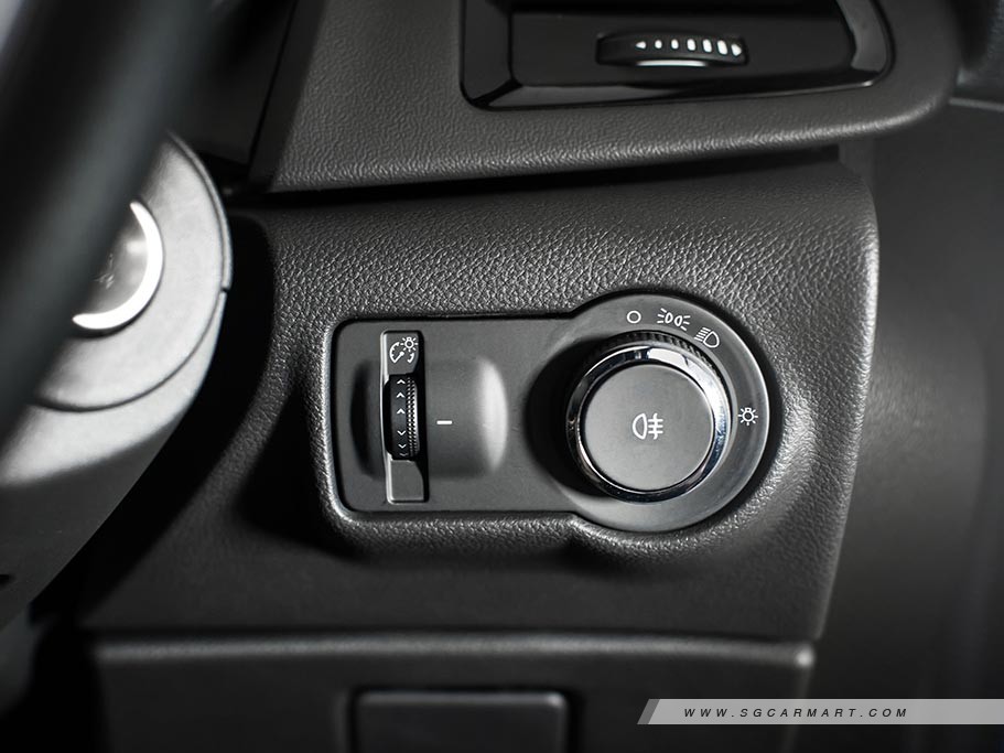 https://i.i-sgcm.com/new_cars/cars/11329/11329_g41