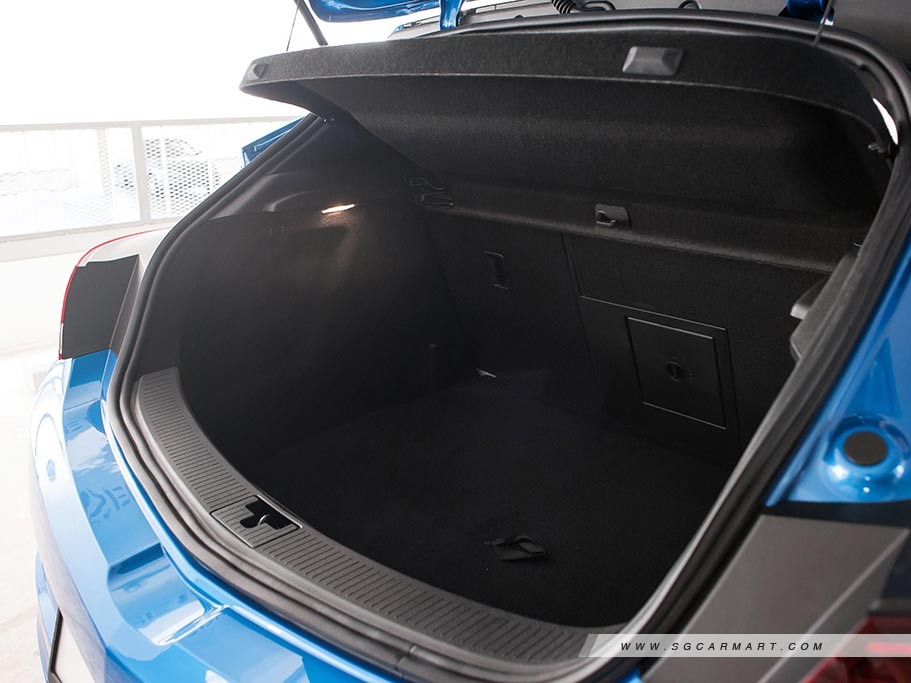 https://i.i-sgcm.com/new_cars/cars/11329/11329_g45