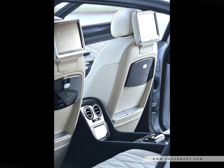 https://i.i-sgcm.com/new_cars/cars/11342/11342_g11