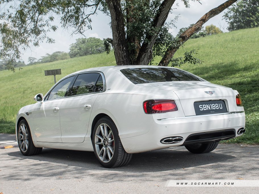 https://i.i-sgcm.com/new_cars/cars/11342/11342_g20