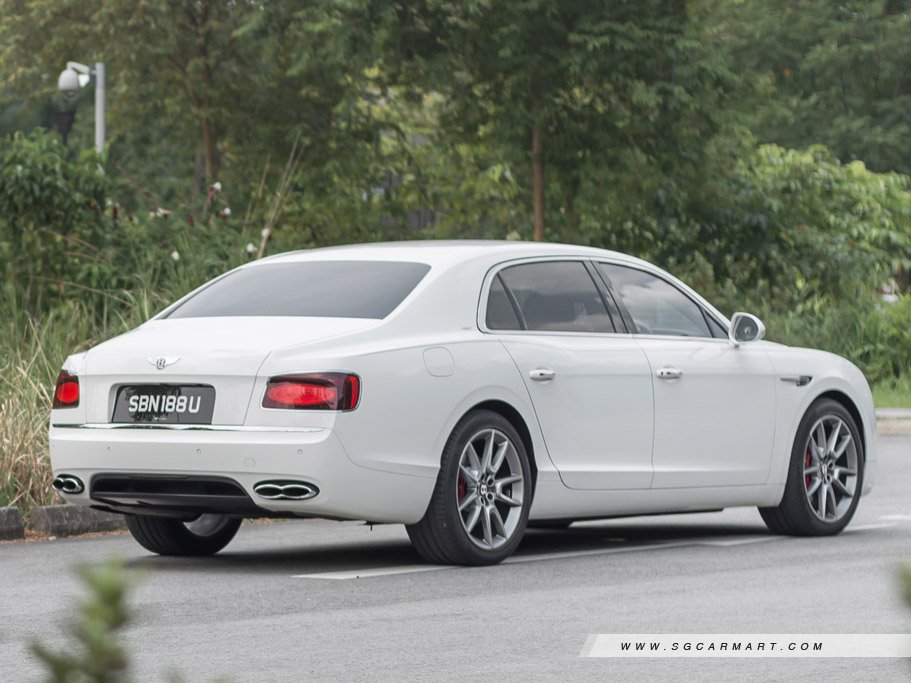 https://i.i-sgcm.com/new_cars/cars/11342/11342_g23
