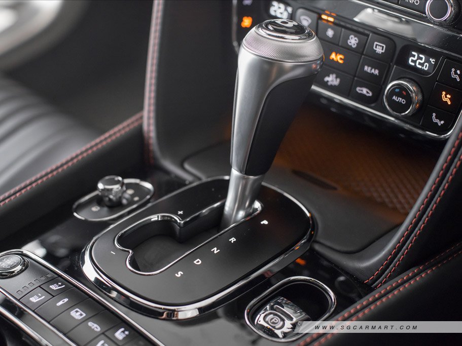 https://i.i-sgcm.com/new_cars/cars/11342/11342_g43