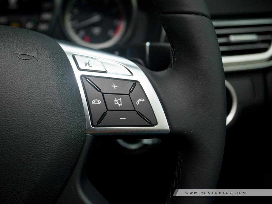 https://i.i-sgcm.com/new_cars/cars/11343/11343_g15