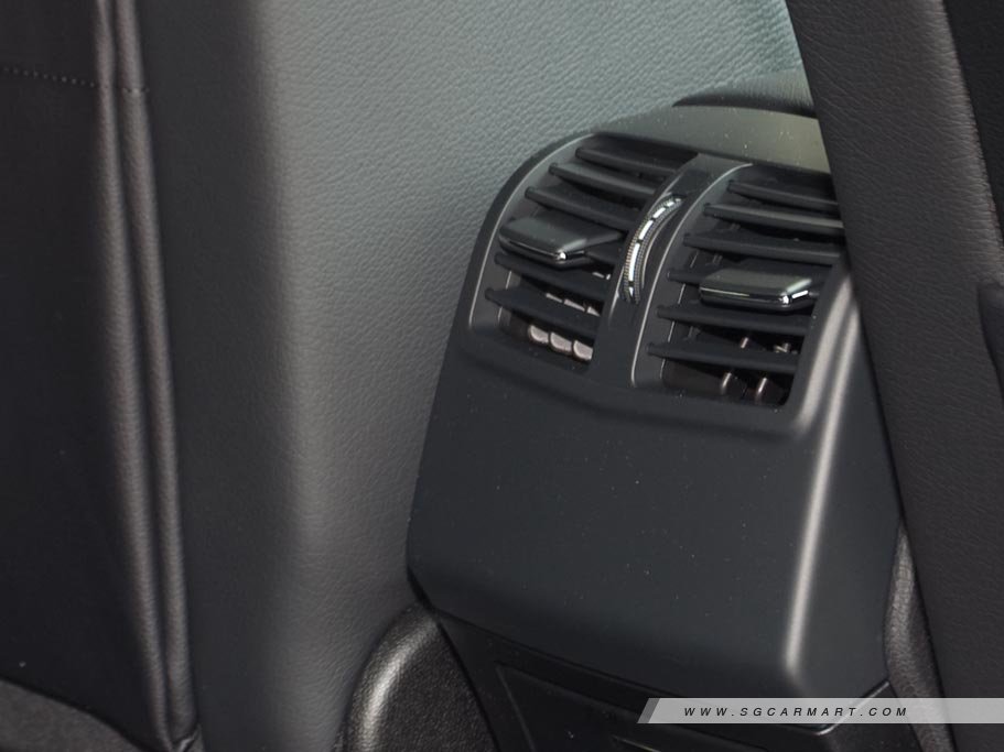 https://i.i-sgcm.com/new_cars/cars/11343/11343_g26