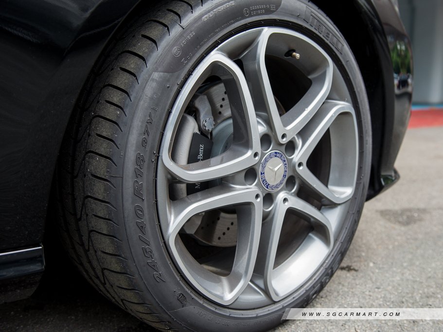 https://i.i-sgcm.com/new_cars/cars/11343/11343_g38