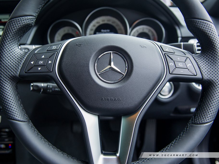 https://i.i-sgcm.com/new_cars/cars/11343/11343_g46
