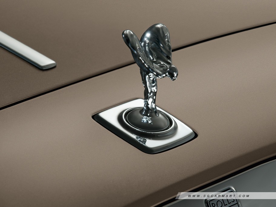 https://i.i-sgcm.com/new_cars/cars/11344/11344_g15