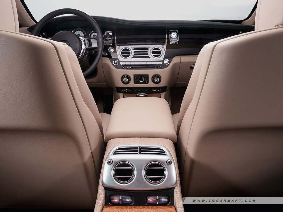 https://i.i-sgcm.com/new_cars/cars/11344/11344_g20