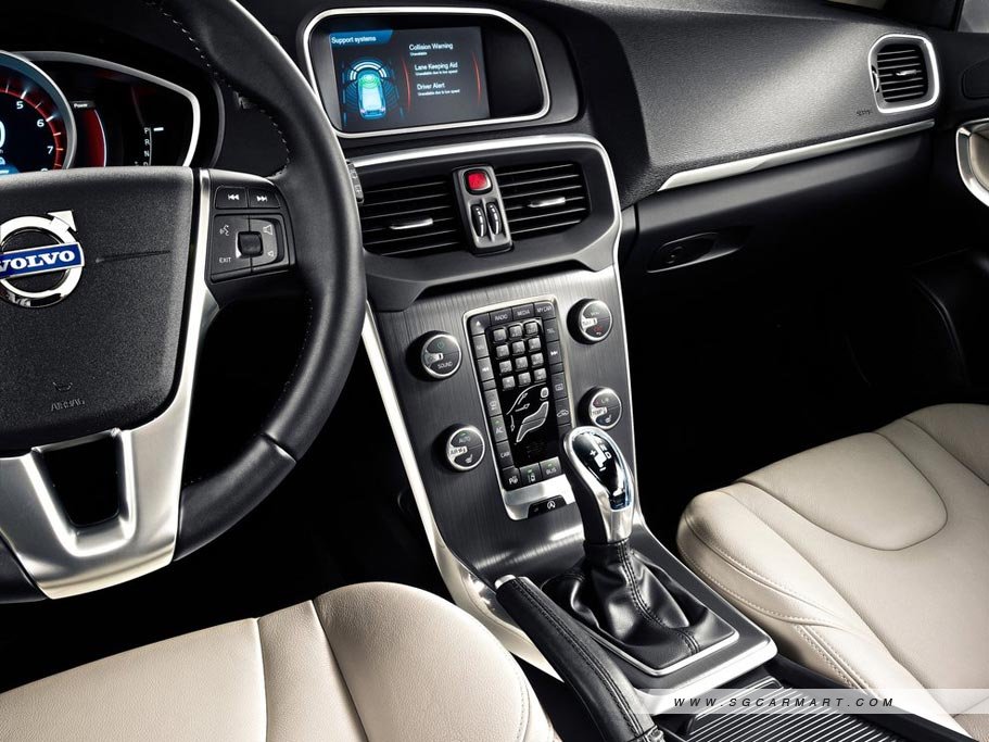 https://i.i-sgcm.com/new_cars/cars/11348/11348_g8