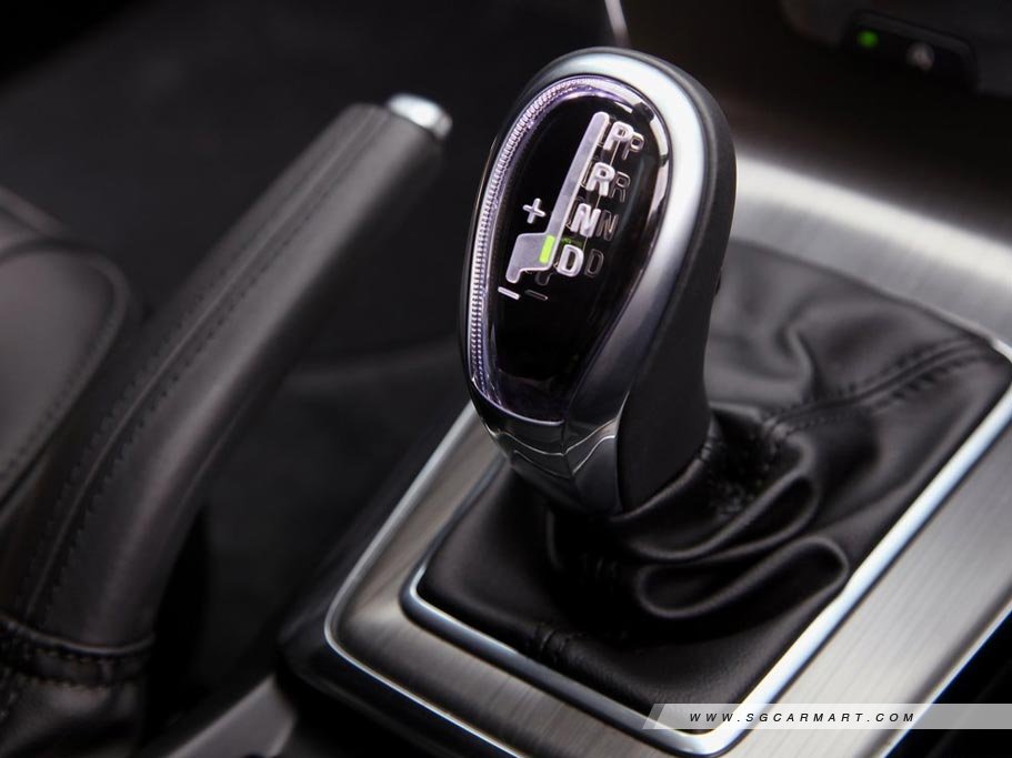 https://i.i-sgcm.com/new_cars/cars/11348/11348_g9