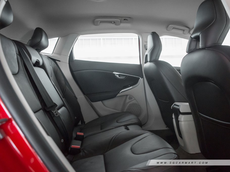 https://i.i-sgcm.com/new_cars/cars/11349/11349_g35