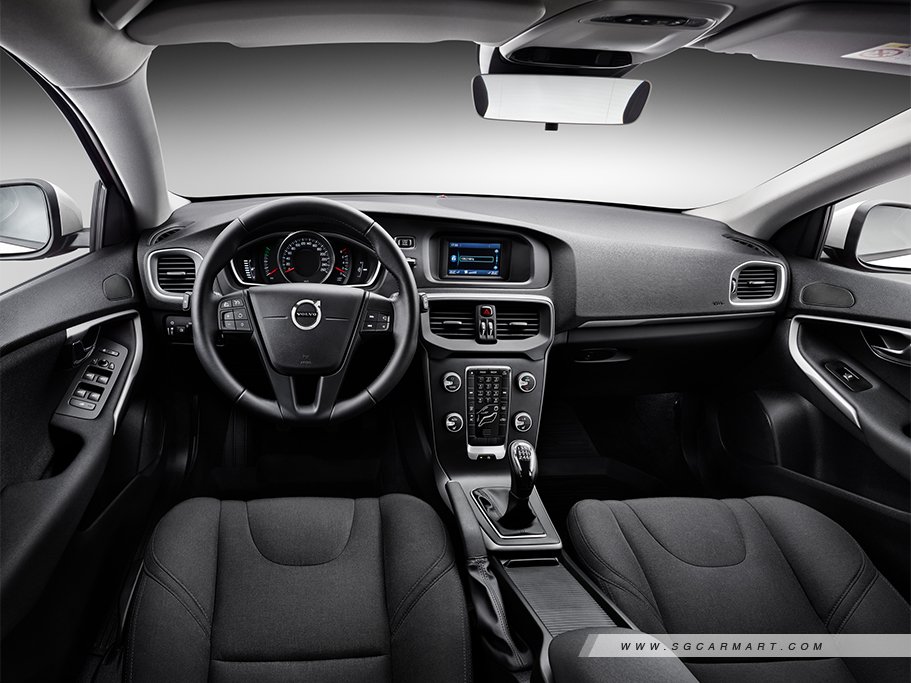 https://i.i-sgcm.com/new_cars/cars/11349/11349_g55