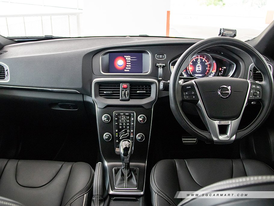 https://i.i-sgcm.com/new_cars/cars/11349/11349_g79