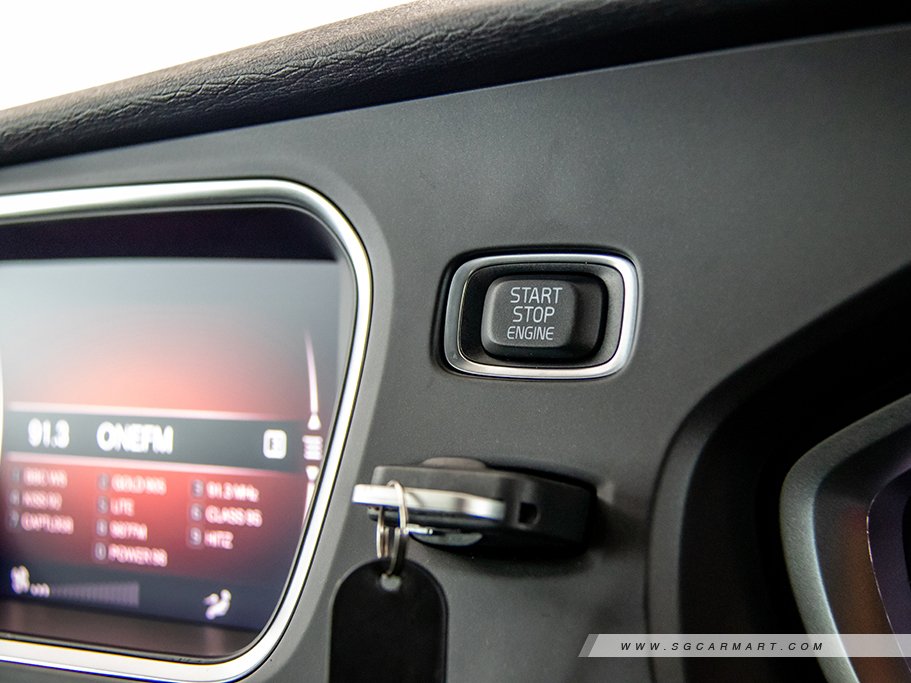 https://i.i-sgcm.com/new_cars/cars/11349/11349_g84