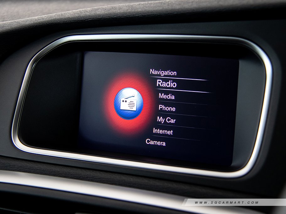https://i.i-sgcm.com/new_cars/cars/11349/11349_g86