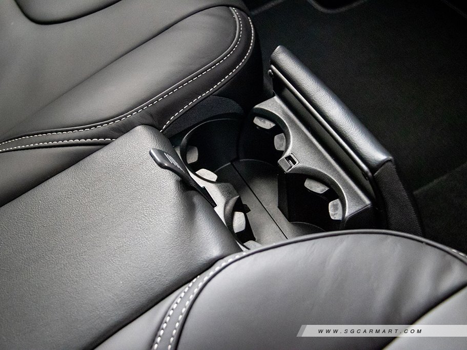 https://i.i-sgcm.com/new_cars/cars/11349/11349_g93