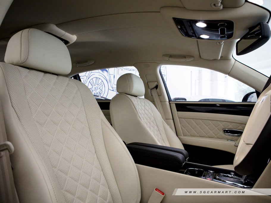 https://i.i-sgcm.com/new_cars/cars/11352/11352_g35