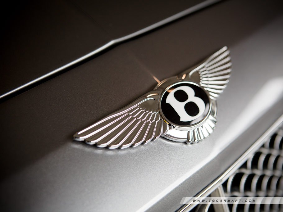 https://i.i-sgcm.com/new_cars/cars/11352/11352_g7