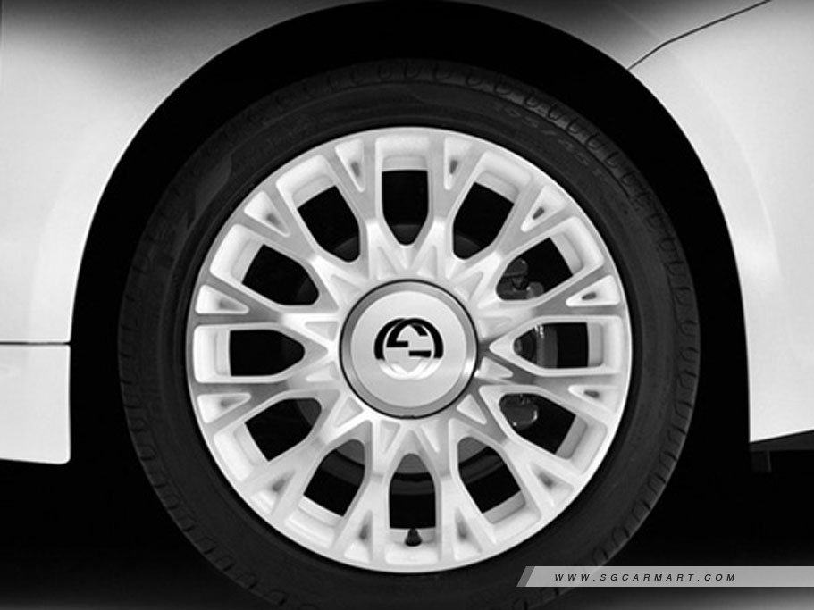 https://i.i-sgcm.com/new_cars/cars/11358/11358_g8