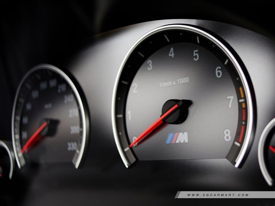 https://i.i-sgcm.com/new_cars/cars/11364/11364_g18