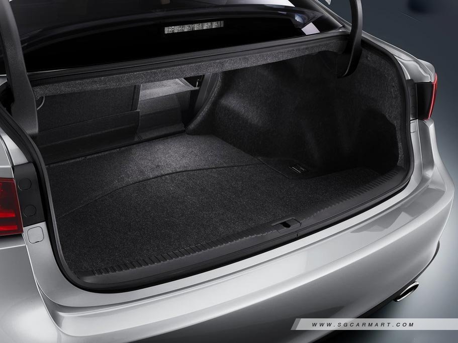 https://i.i-sgcm.com/new_cars/cars/11372/11372_g15
