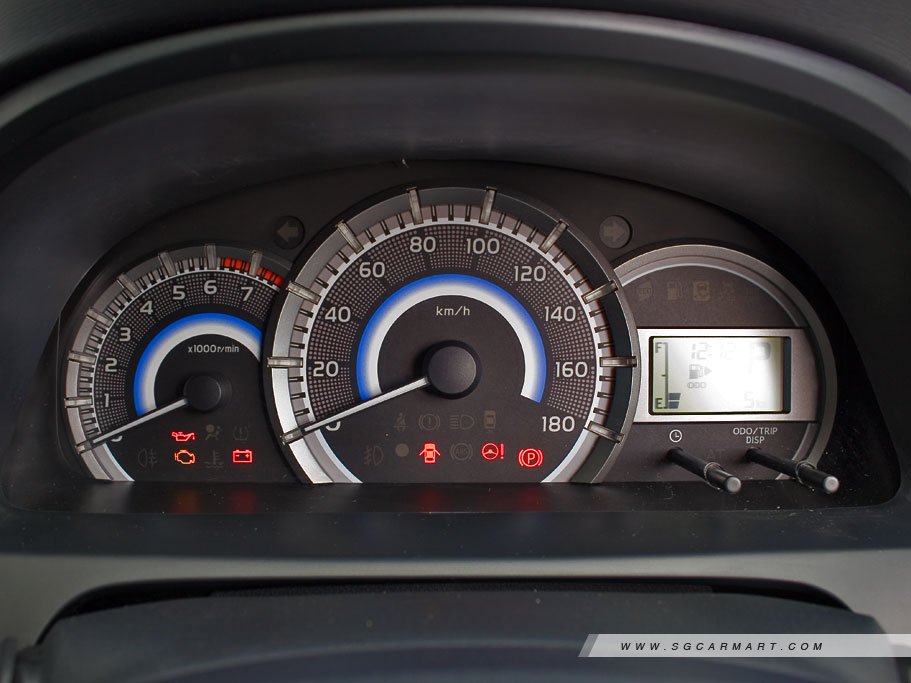https://i.i-sgcm.com/new_cars/cars/11373/11373_g49